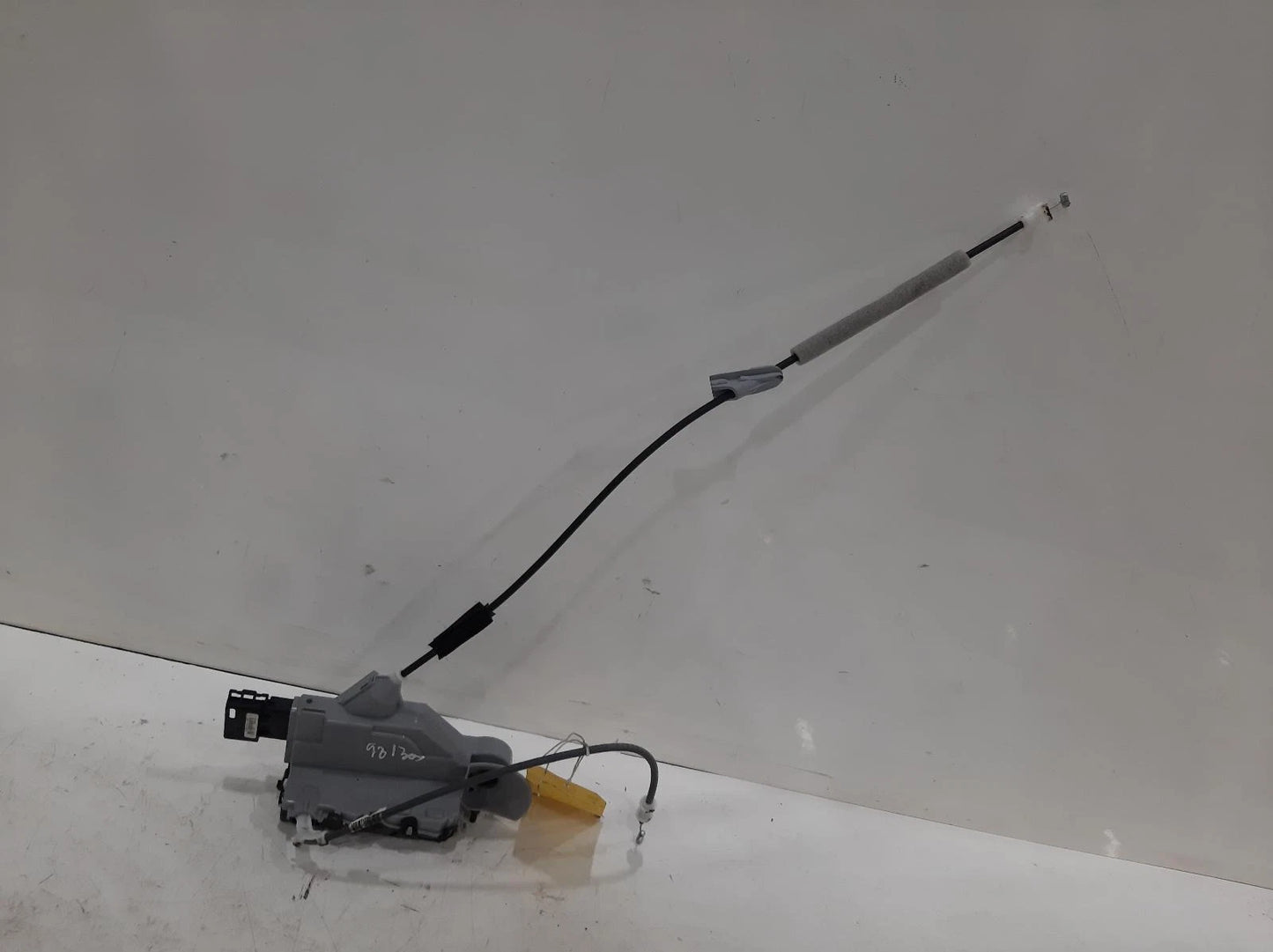 Peugeot Expert Mk3 N/S Left Front Door Lock Assembly 