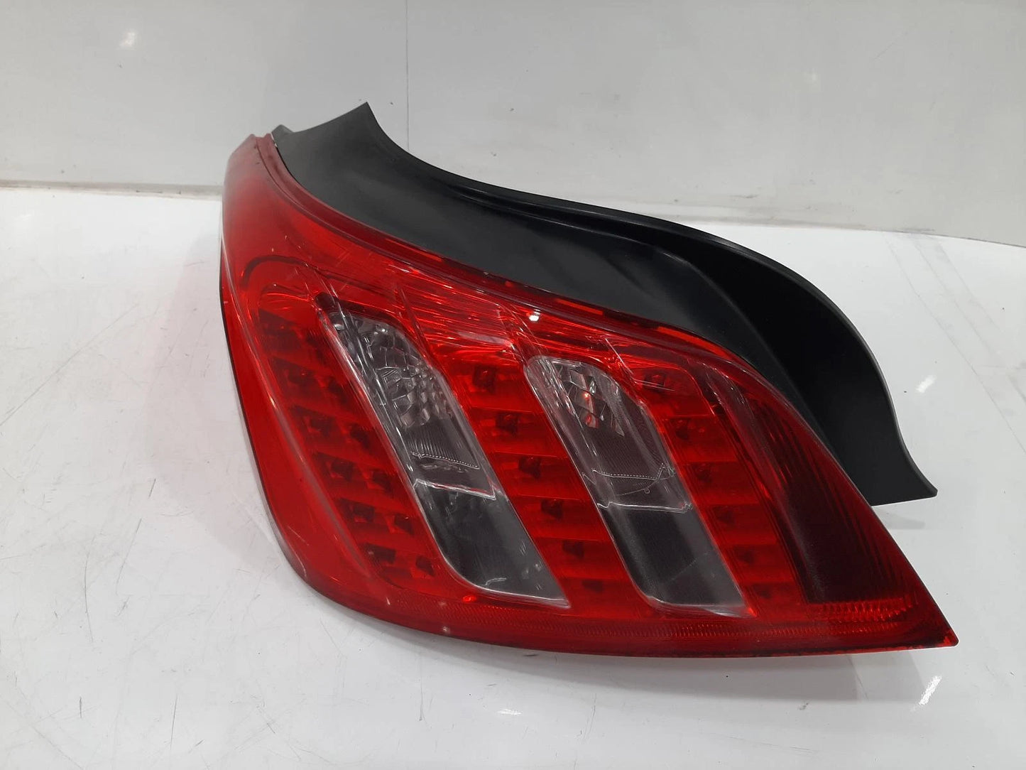 Peugeot 508 Mk1 N/S Passengers Left Rear Taillight Tail Light 