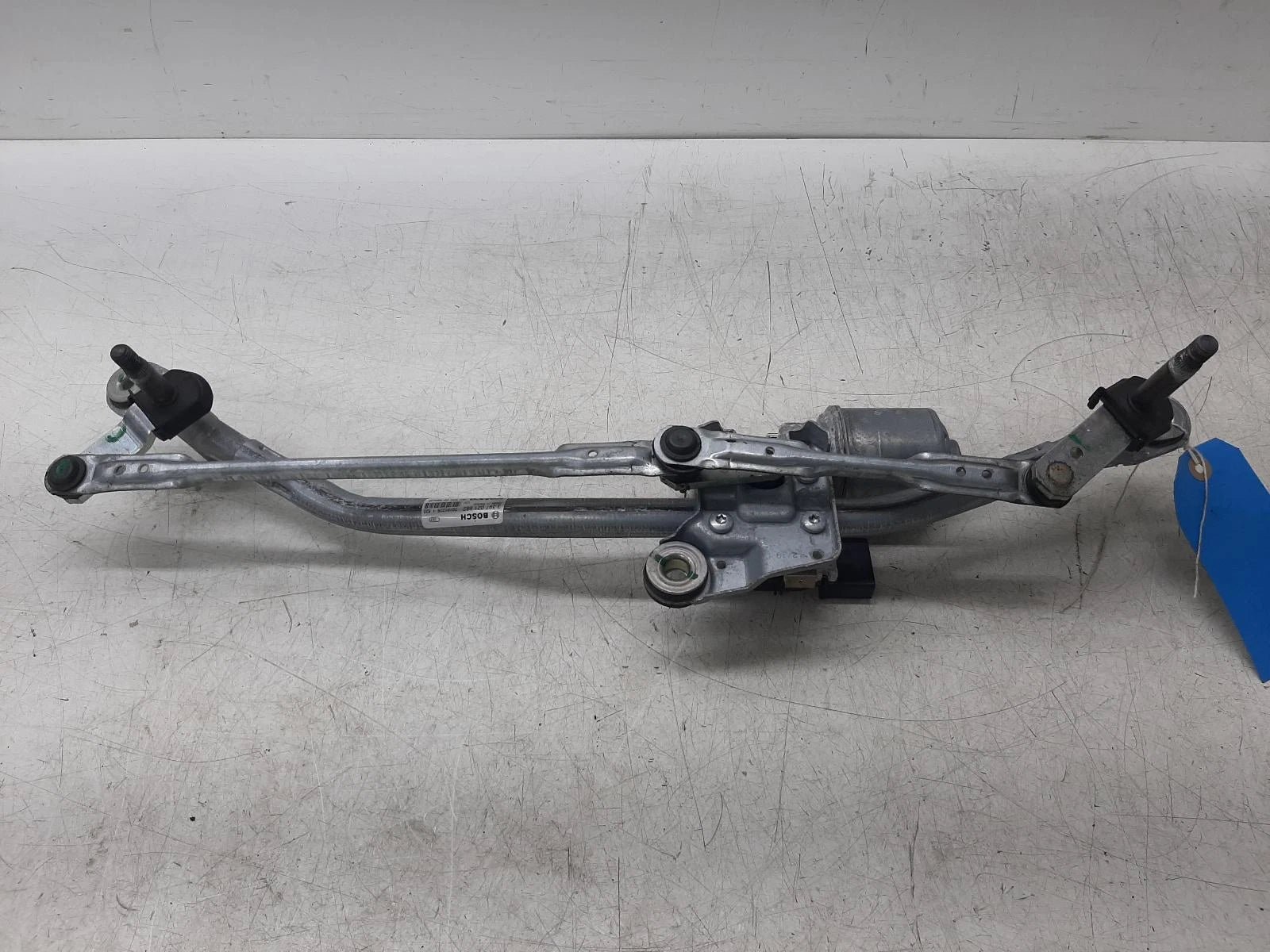 Volvo VOLVO XC40 Bosch Front Wiper Motor With Linkage 3397021982 