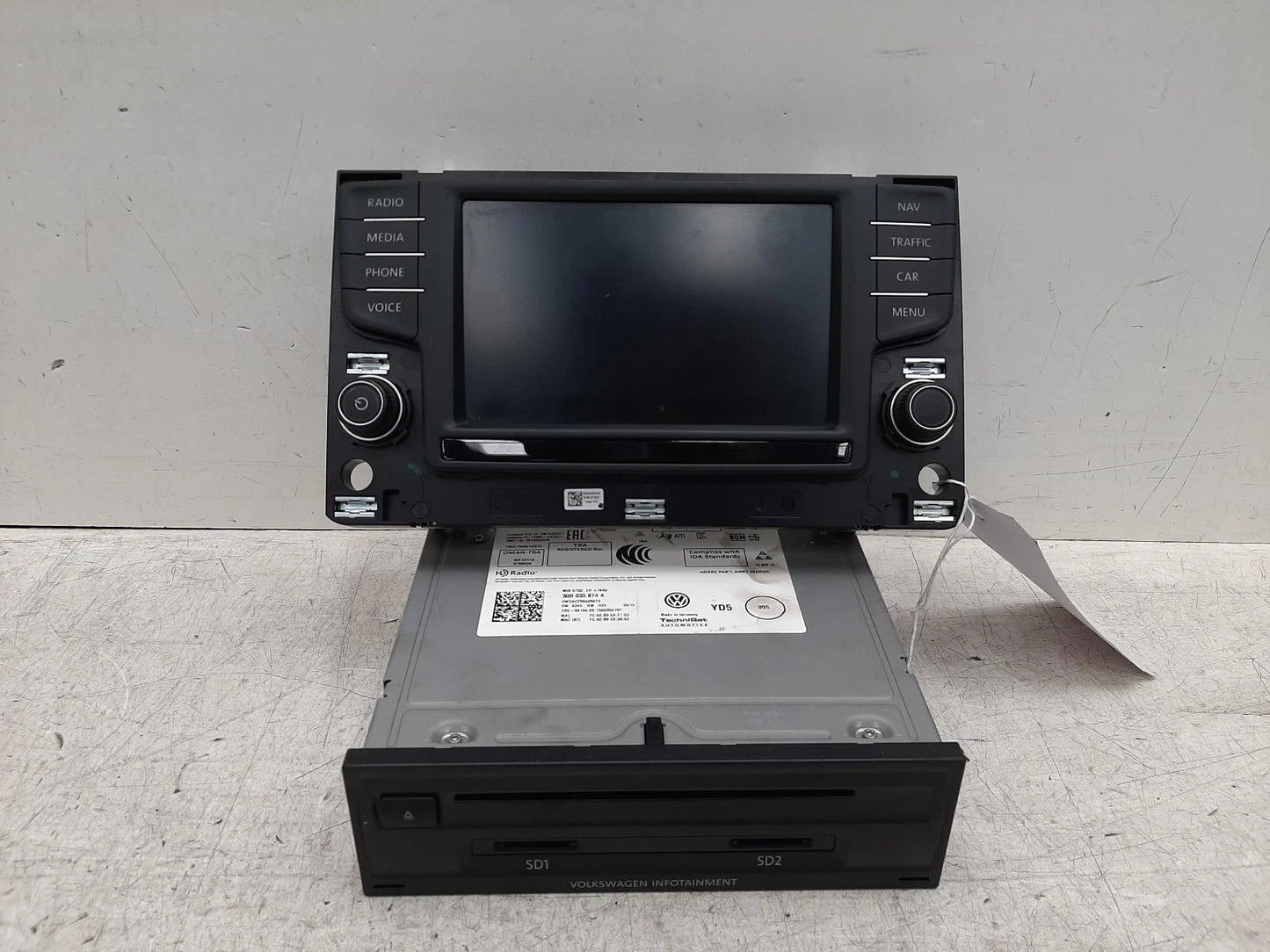 Volkswagen Passat B8 Sat. Nav. UNIT Satellite Navigation Head Unit 