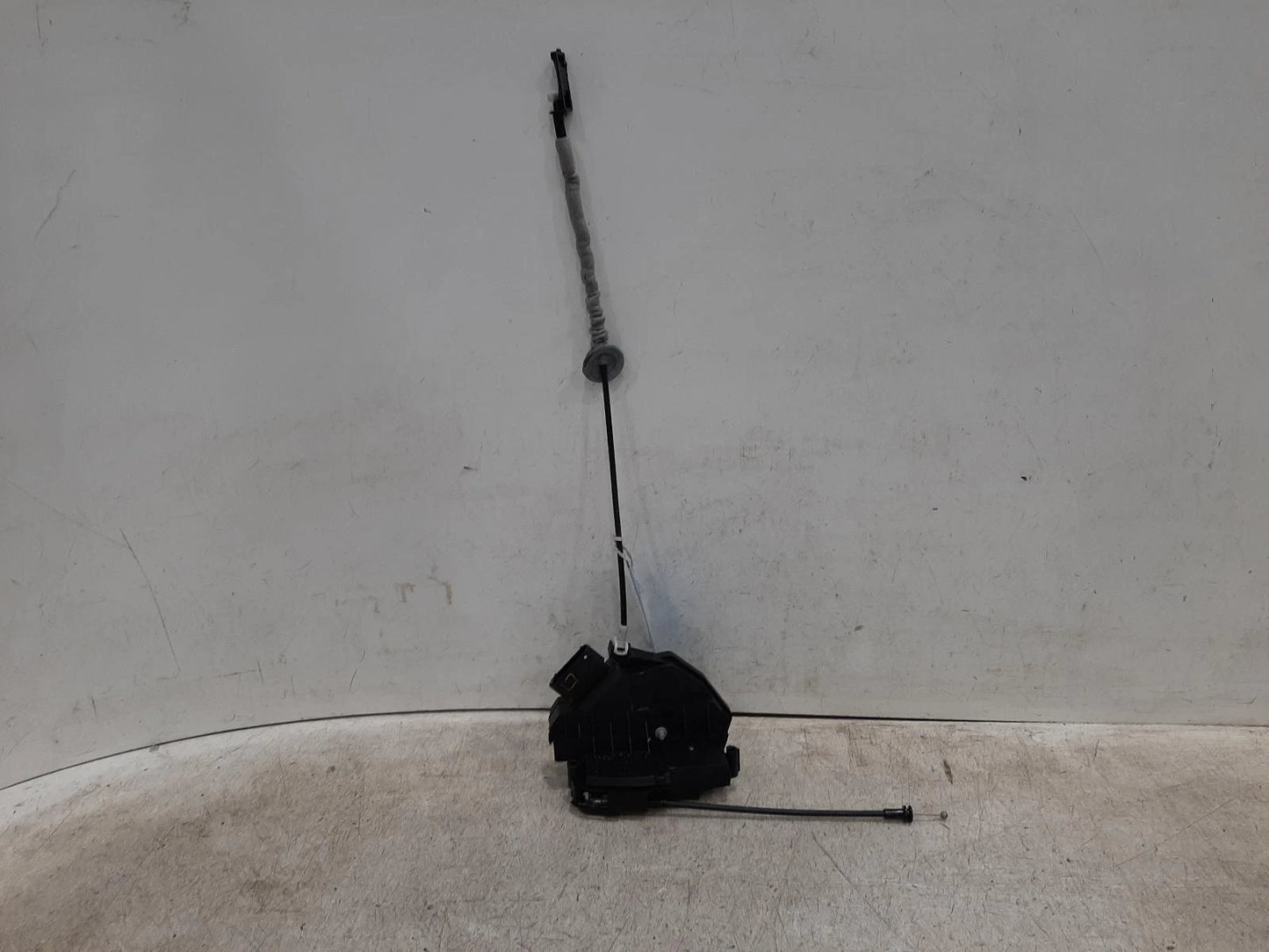 Volvo V60 Passenger Left Rear Door Lock Assembly 