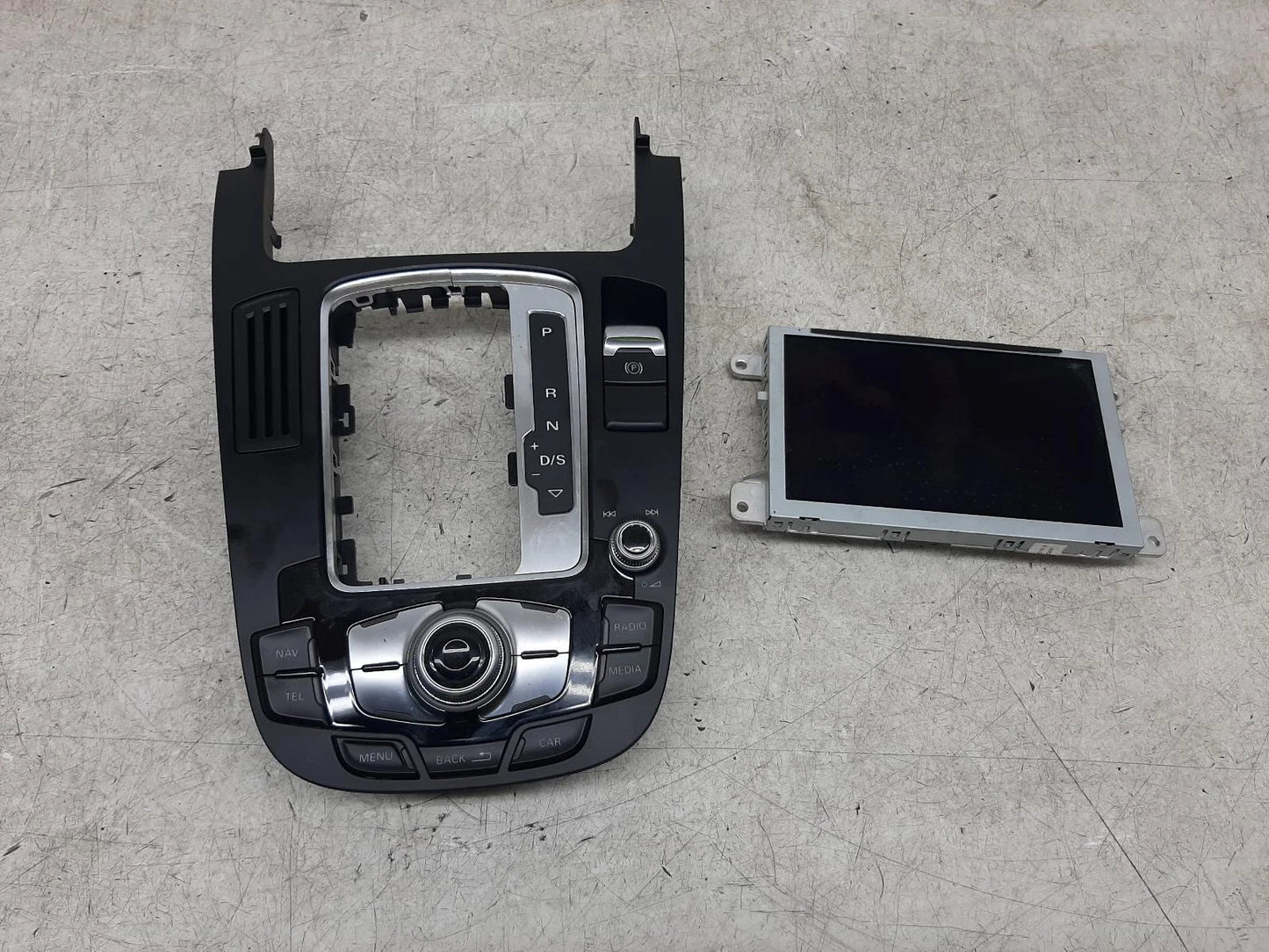 Audi A4 Mk4 (B8) SAT. NAV. UNIT Satellite Navigation Head Unit 