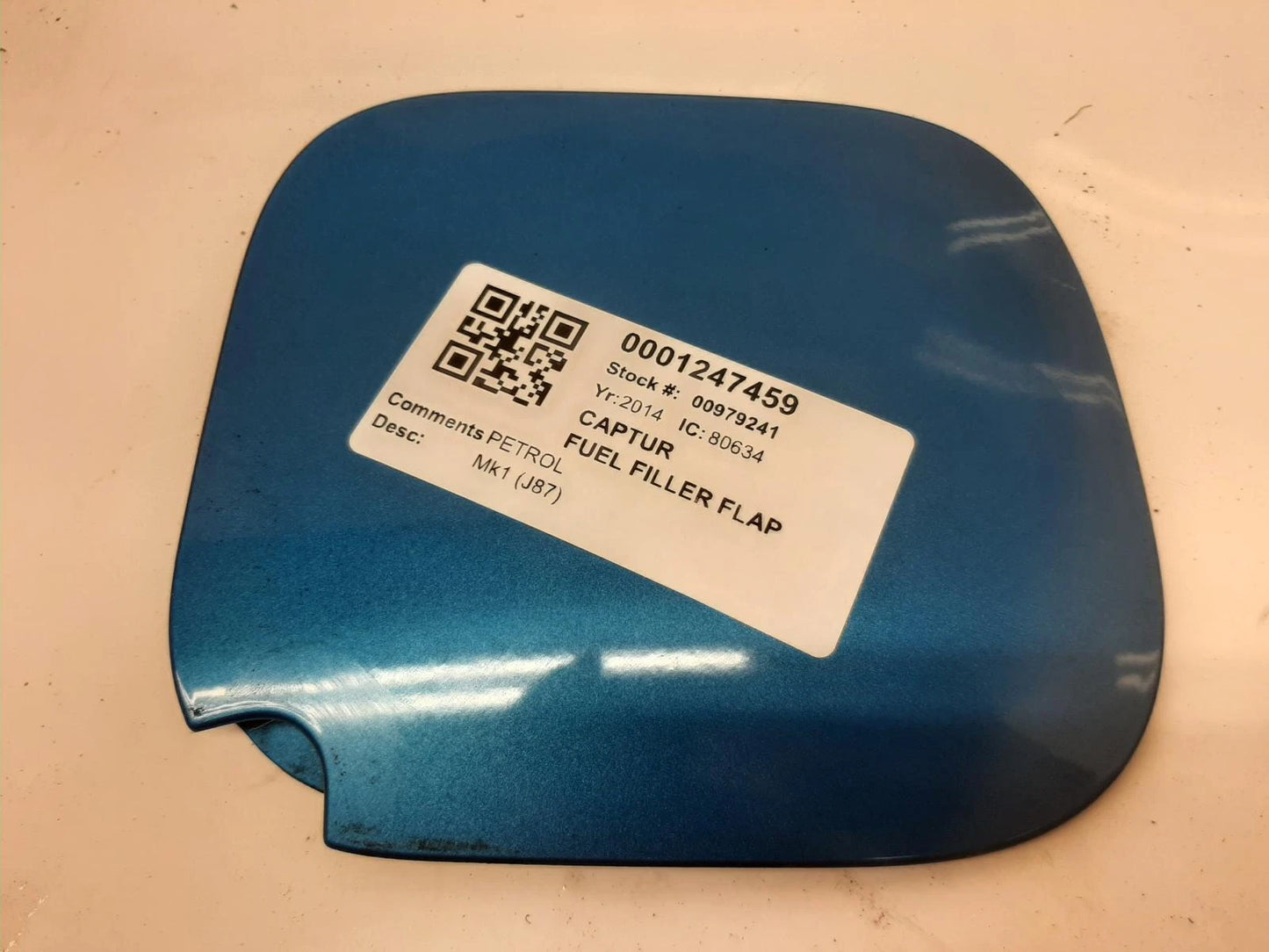 Renault Captur Mk1 (J87) Blue Fuel Filler Flap 
