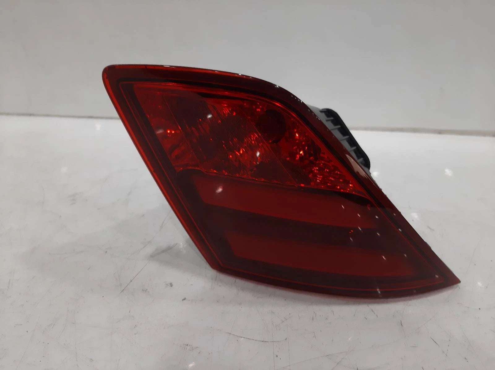 Peugeot 308 Mk2 Inner O/S Right Rear Taillight Tail Light 