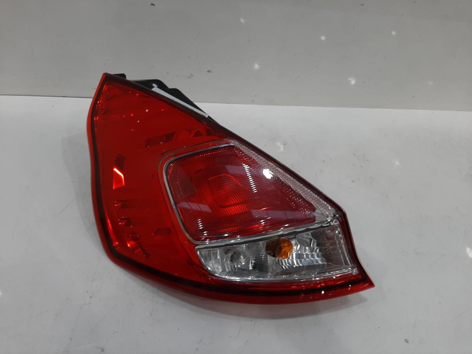 Ford Fiesta Mk7 N/S Passengers Left Rear Taillight Tail Light 