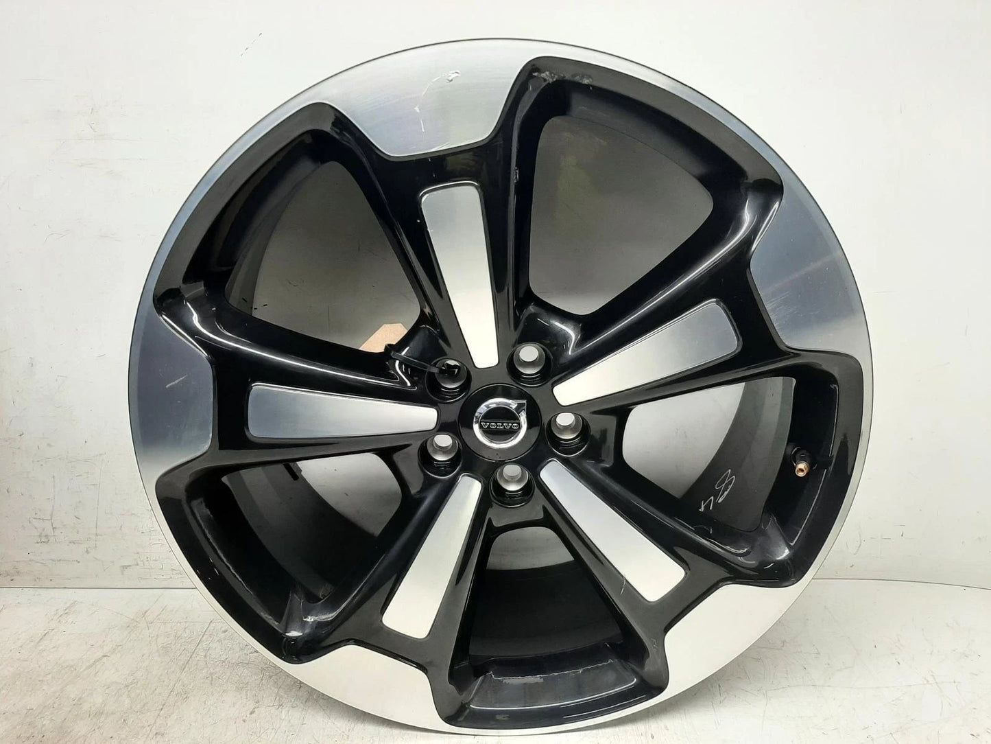 Volvo Xc40 Mk1 8Jx20 Alloy WHEEL 5 Spoke Black/Silver 