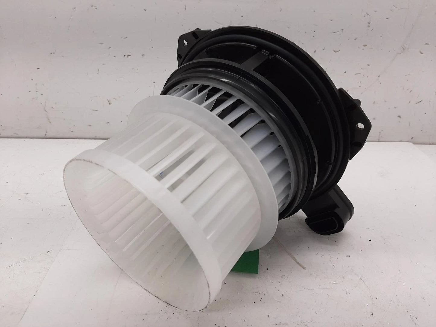 Toyota Corolla 1798Cc Petrol Heater Blower Fan Assembly 