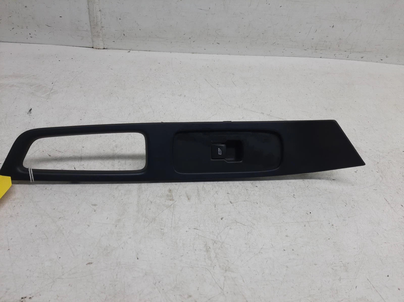Volvo Xc60 Mk1 N/S Passenger Left Front Single Window Switch 
