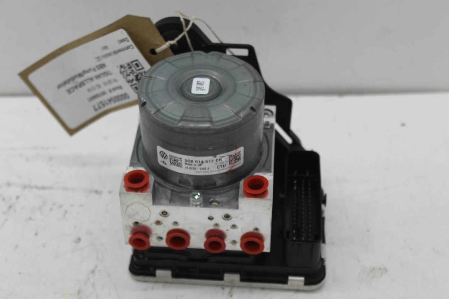 Volkswagen Tiguan Allspace 1395Cc Petrol ABS Pump/Modulator 541577 