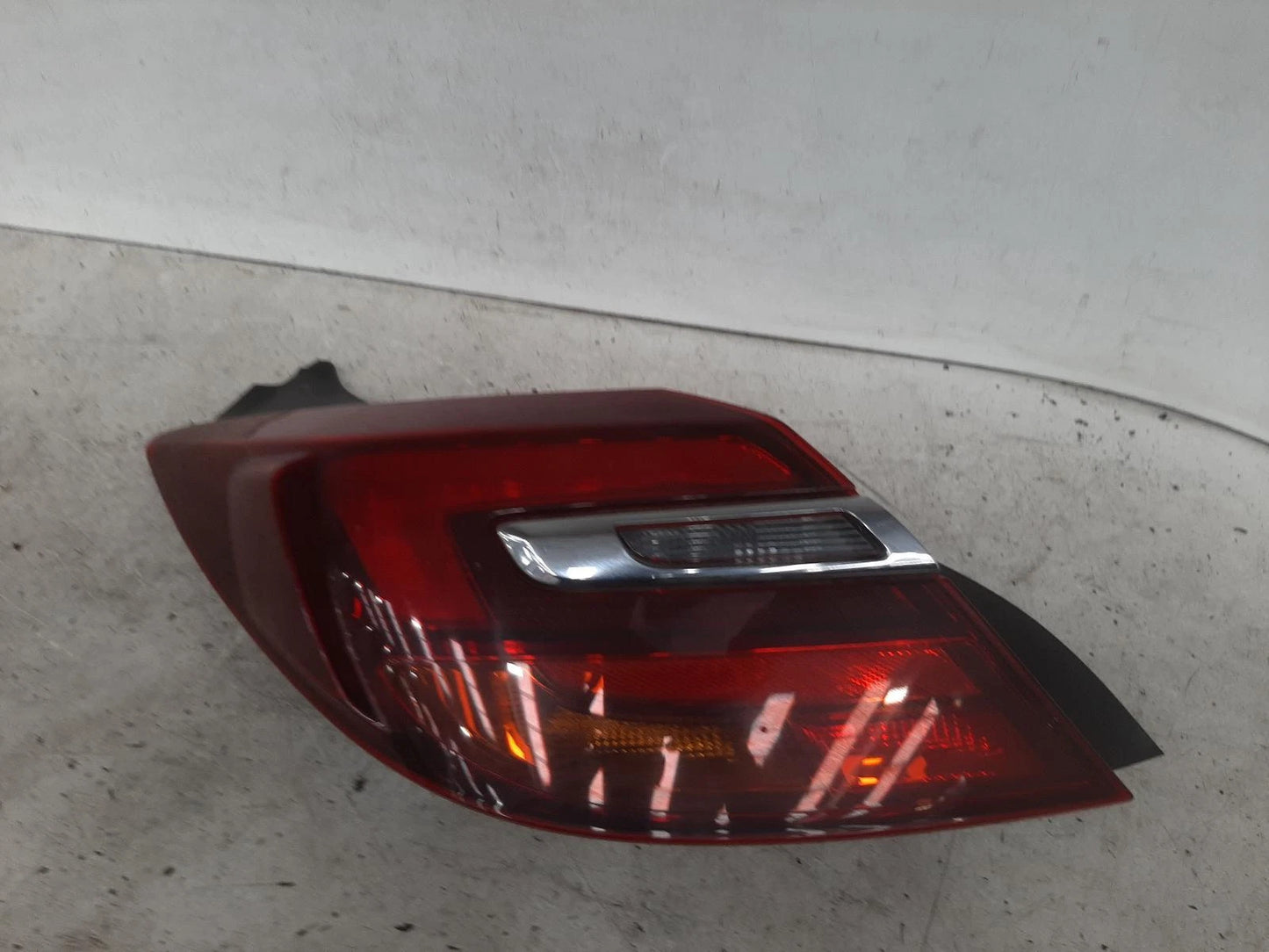 Opel Insignia Mk1 N/S Passengers Left Rear Taillight Tail Light 