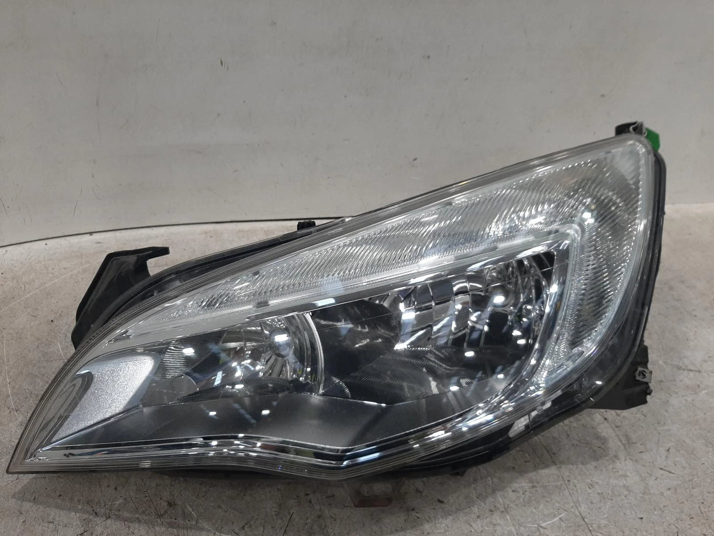 Opel Astra Mk6 (J) N/S Passengers Left Front Halogen Headlight Headlamp 