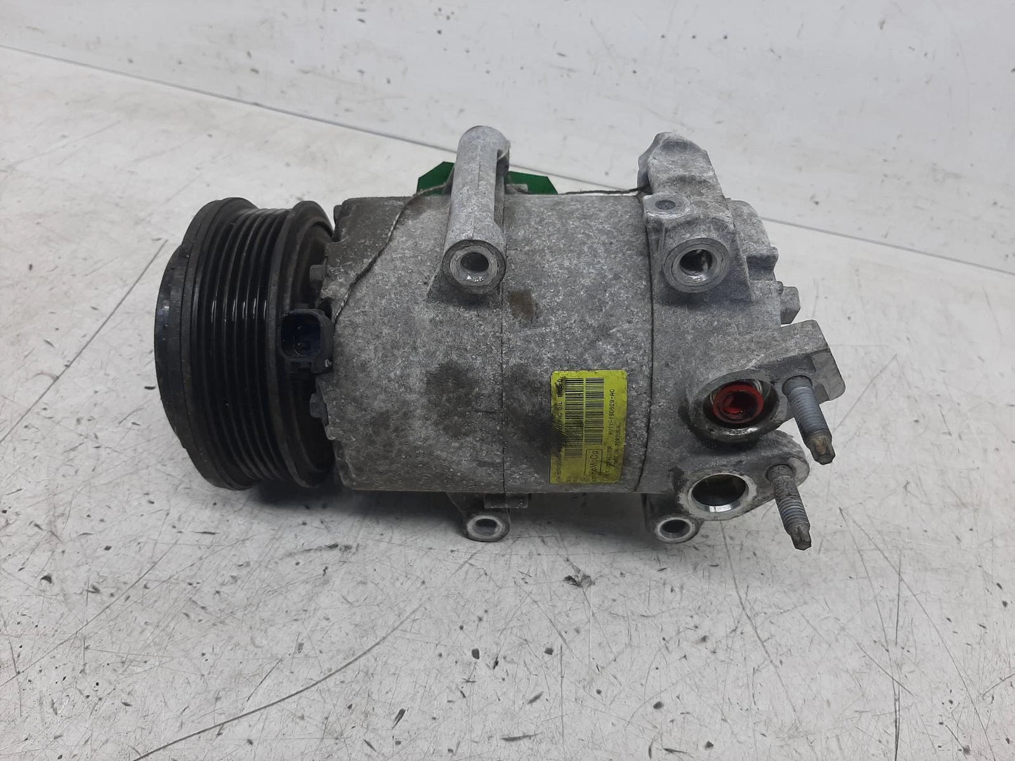 Ford Fiesta Mk7 AIR CON A/C COMPRESSOR PUMP 