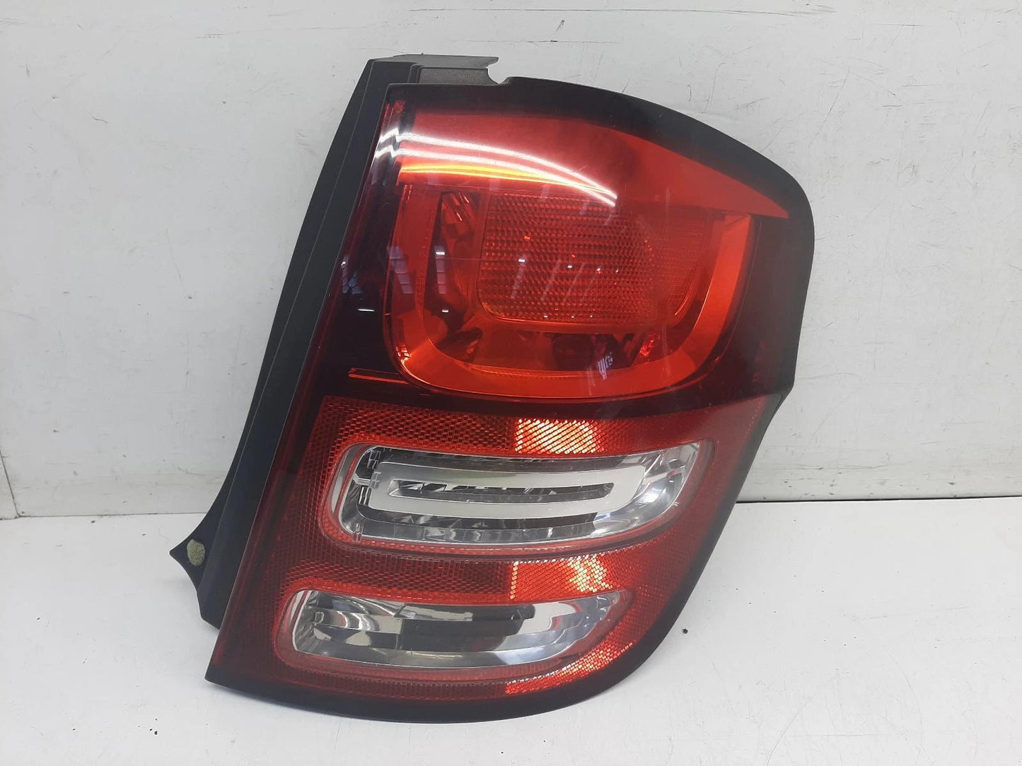 Citroen C3 Mk2 O/S Drivers Right Rear Taillight Tail Light 