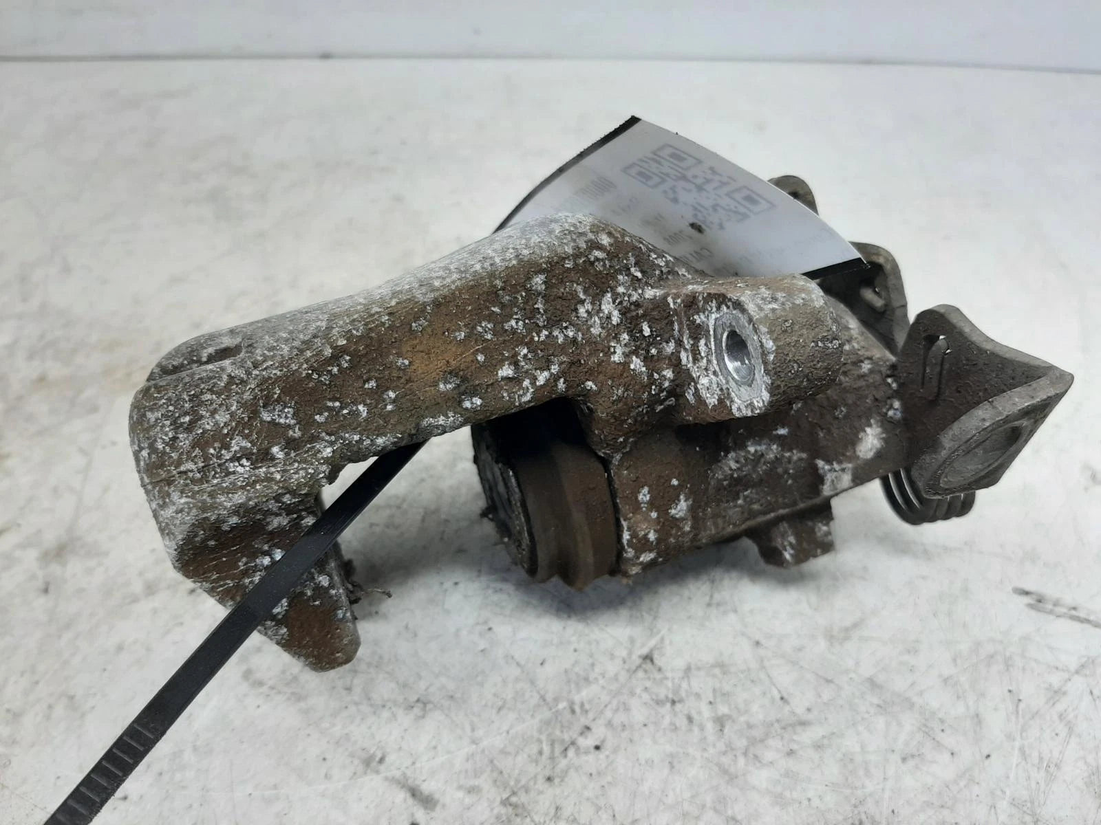 Peugeot 2008 Mk1 N/S Left Rear Brake CALIPER 