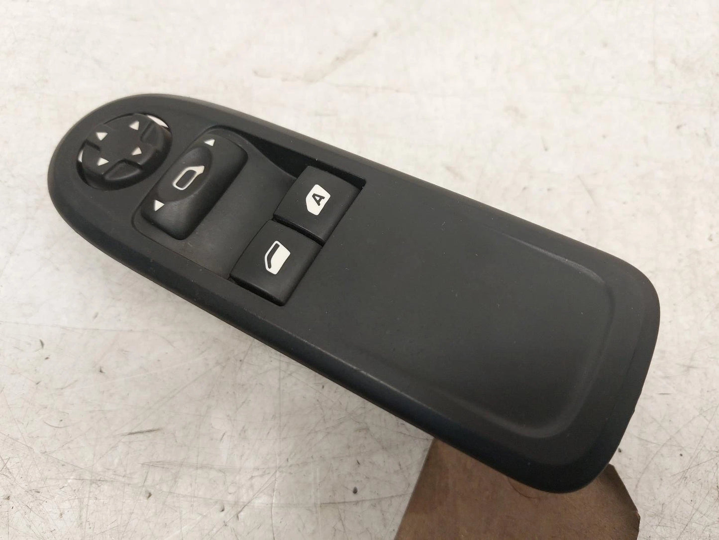 Citroen C3 Mk2 (A51) O/S Right Front Drivers Window Switches 