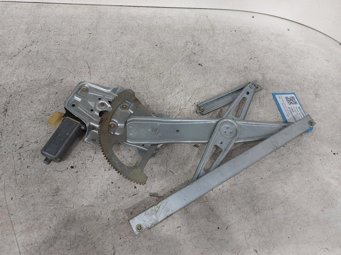 Toyota Yaris Window Regulator Front Drivers Side 