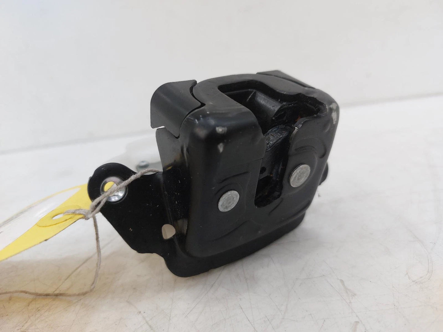 Toyota Corolla Tailgate Lock Assembly 