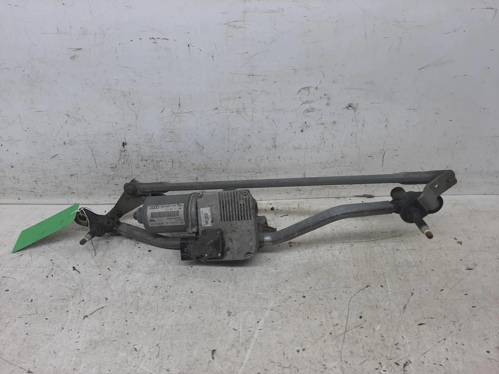 Audi A4 Mk4 Front Wiper Motor With Rack 