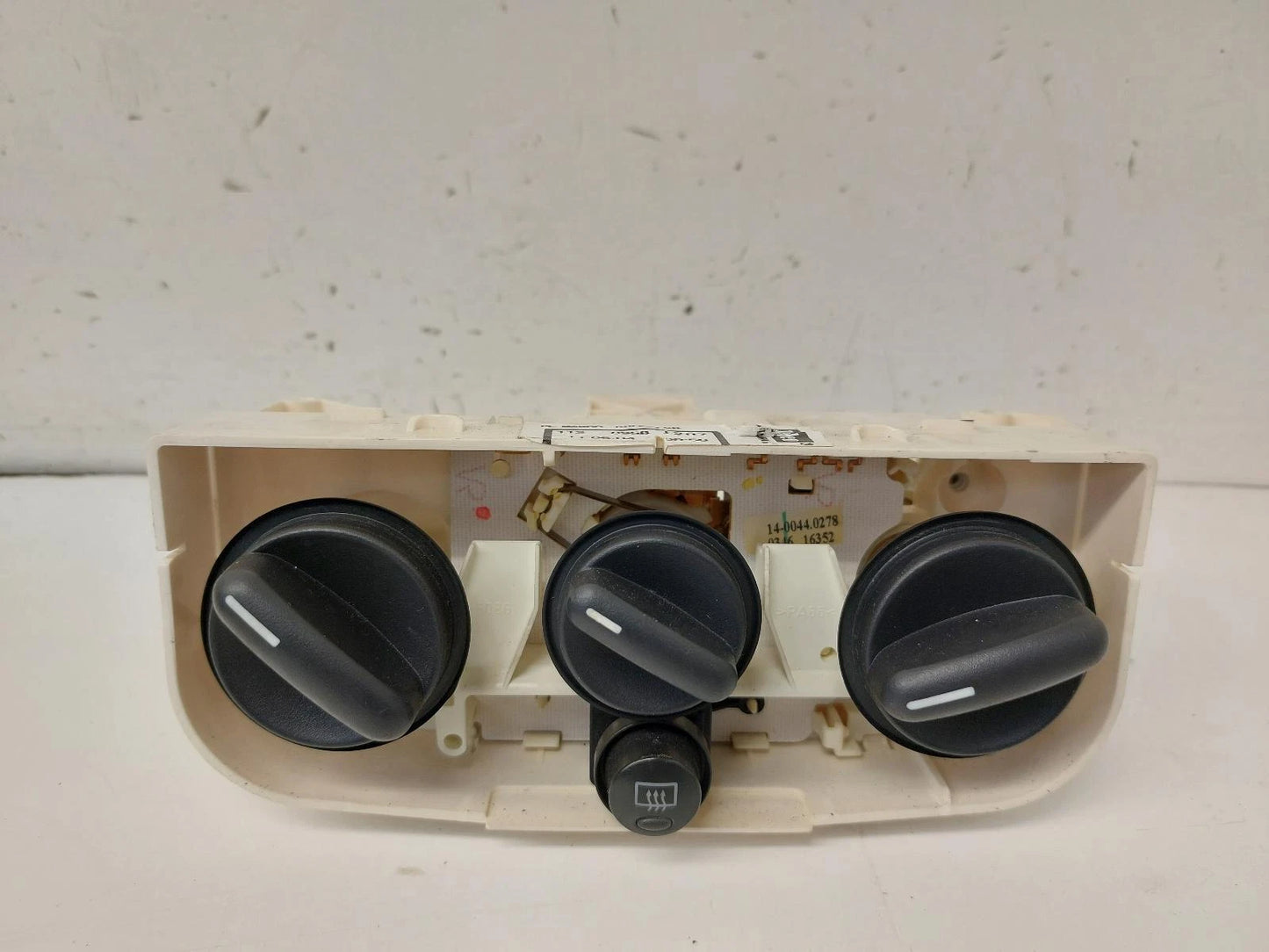 Opel Corsa Heater Air Con Climate Controller 