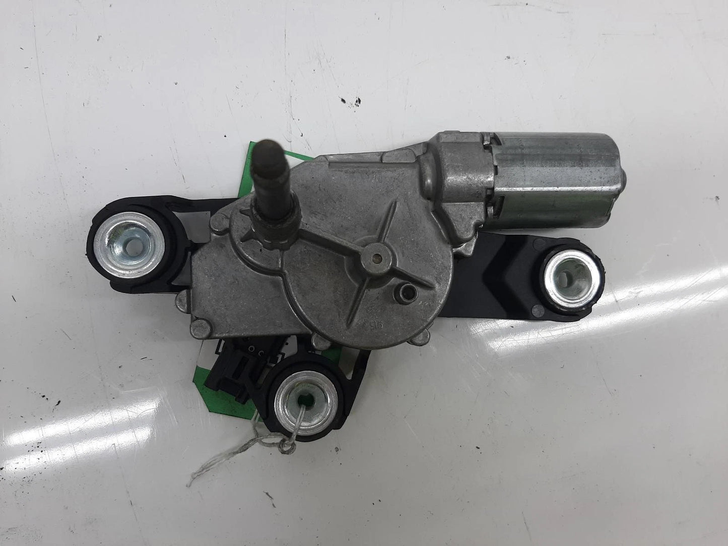 Volvo V50 Bosch Rear Wiper Motor 