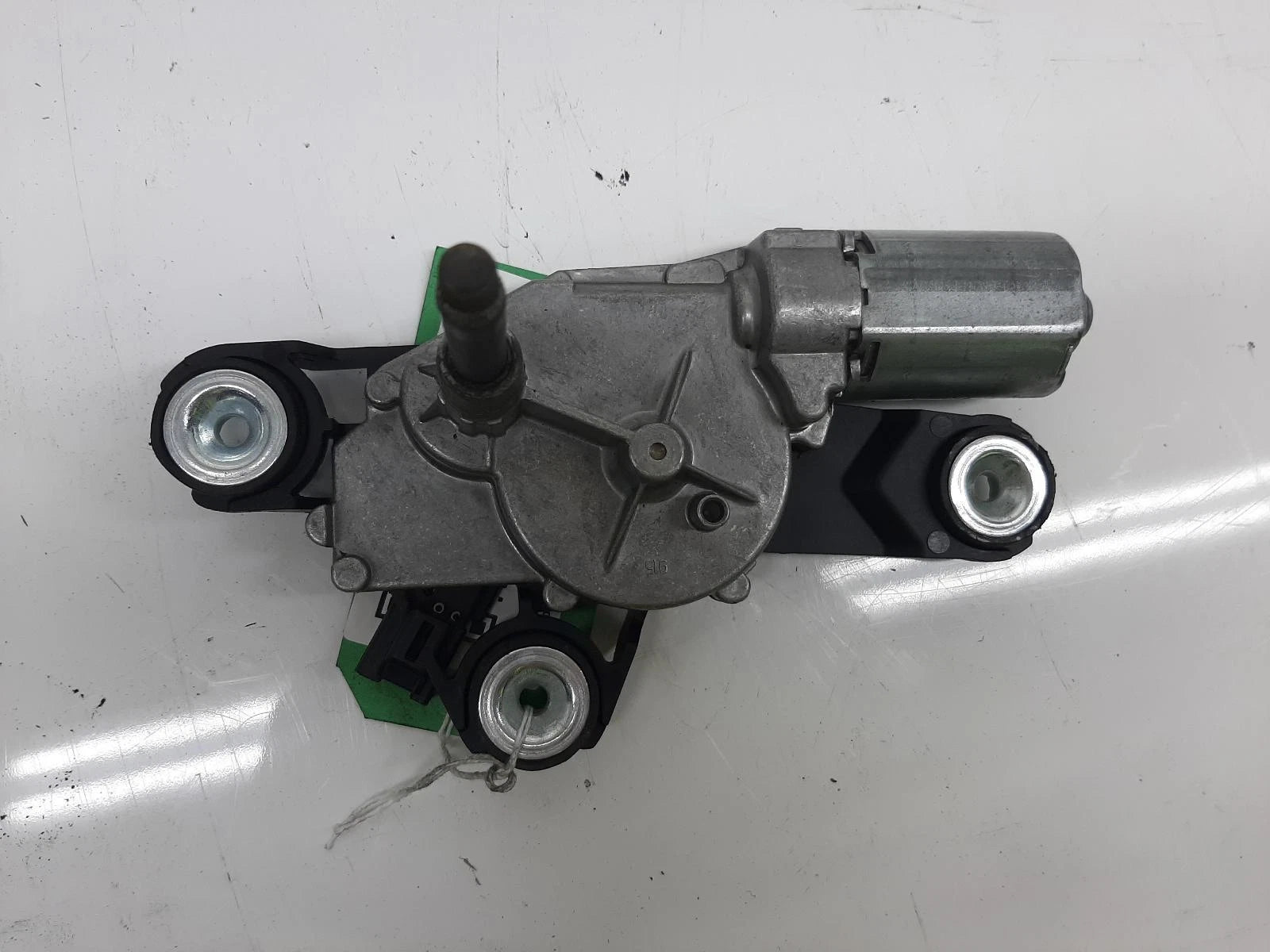 Volvo V50 Bosch Rear Wiper Motor 