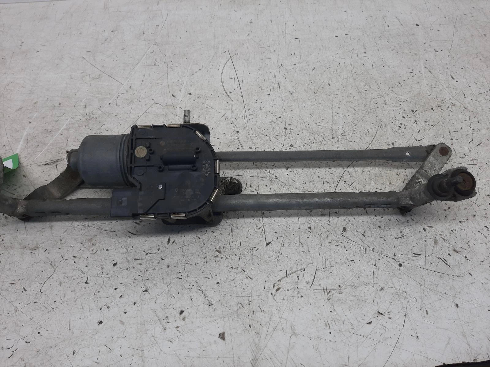 Volkswagen Golf Mk6 Bosch Front Wiper Motor With Linkage 