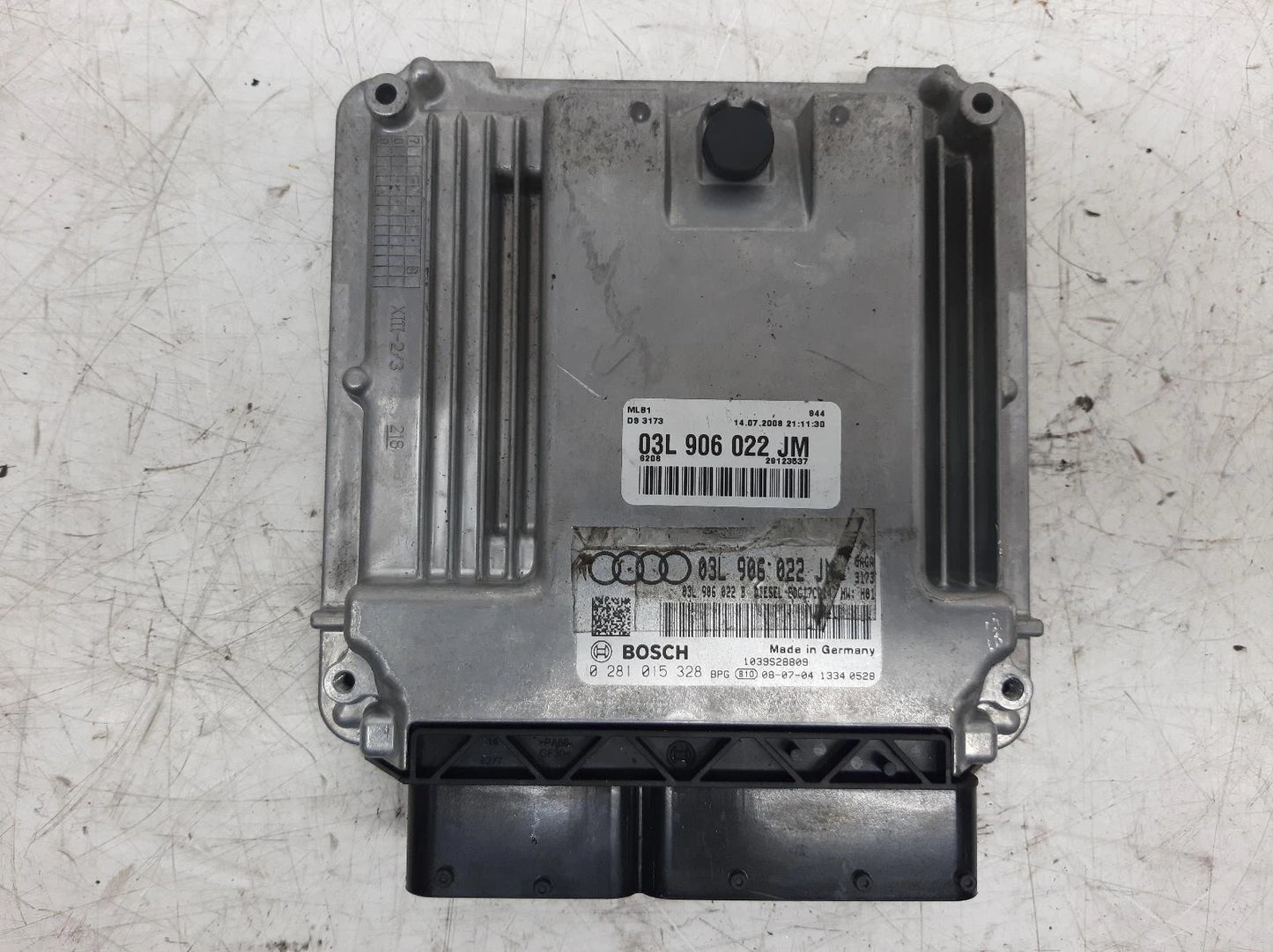 Audi A4 2.0L Caga Diesel ECU Engine Control Unit 