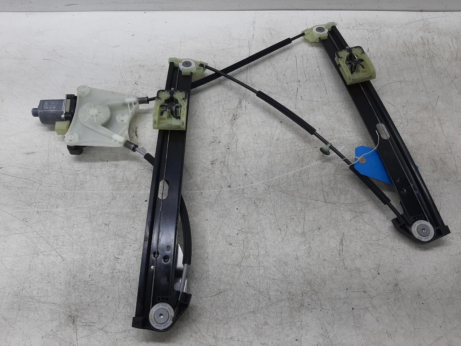 Volkswagen Window Regulator Front Passengers Side 