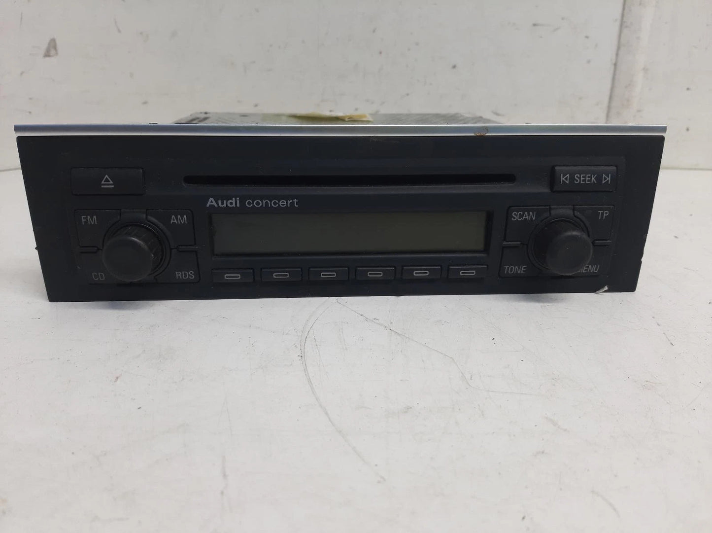Audi A4 Mk2 (B6) Radio/CD/Stereo Head Unit No Code Available 