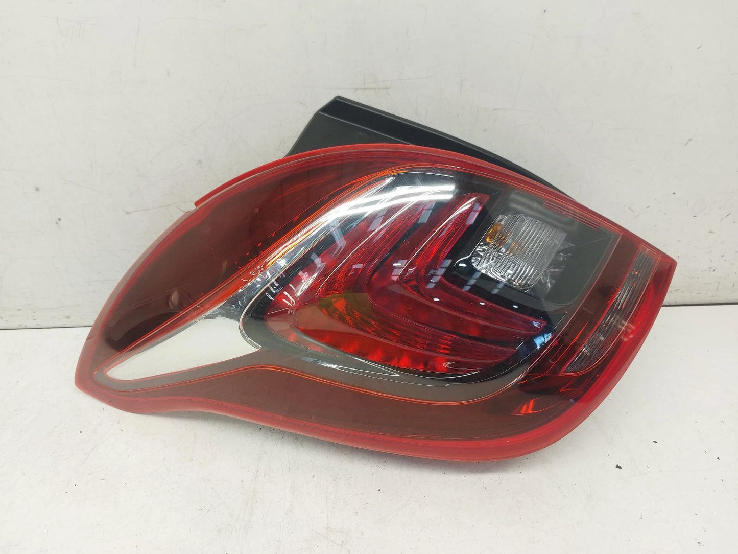 Opel Mokka Mk1 N/S Passengers Left Rear Taillight Tail Light 