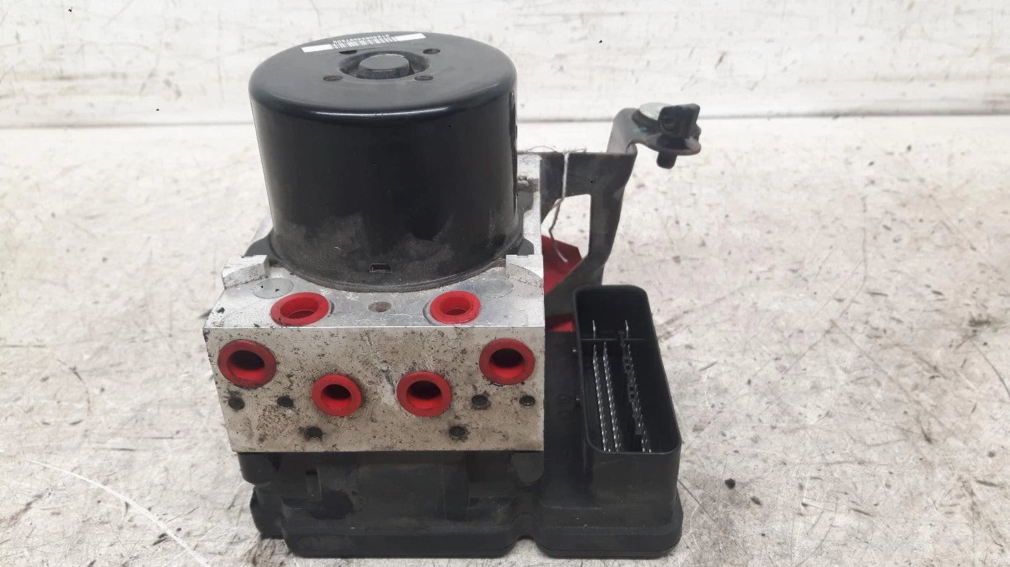 Volvo V70 2.4L Diesel Abs Pump/Modulator 