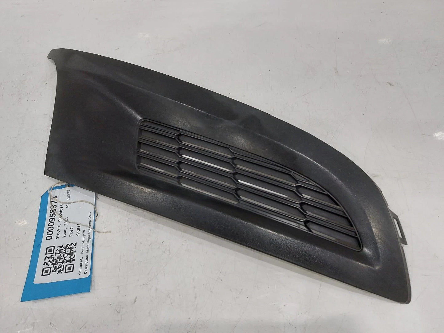 Volkswagen Polo Front Right Black Painted Grille Grill 