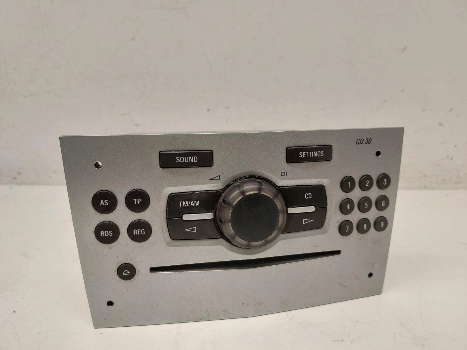 Opel Corsa D Oem Radio/Cd/Stereo Head Unit No Code Available 