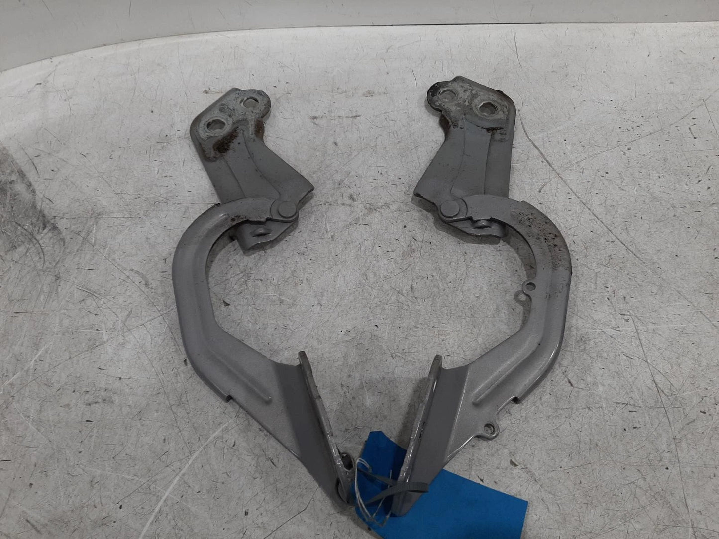 Ford Focus Mk3 Pair Bonnet Hinge 