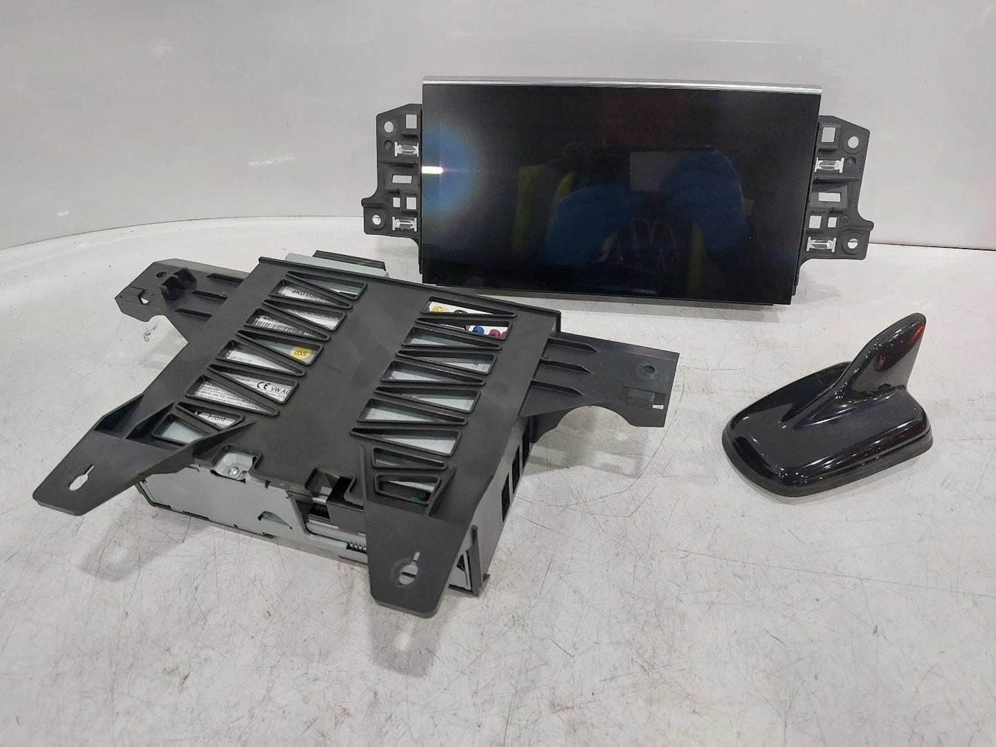 Audi Q8 Mk1 (Q8) OE SAT. NAV. UNIT Satellite Navigation Head Unit 