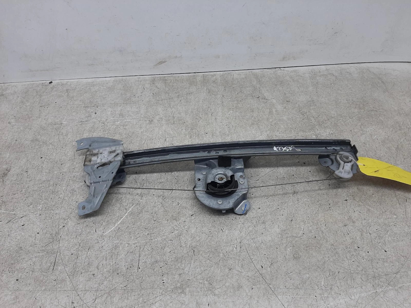 Peugeot 107 Window Regulator Front Passengers Side 