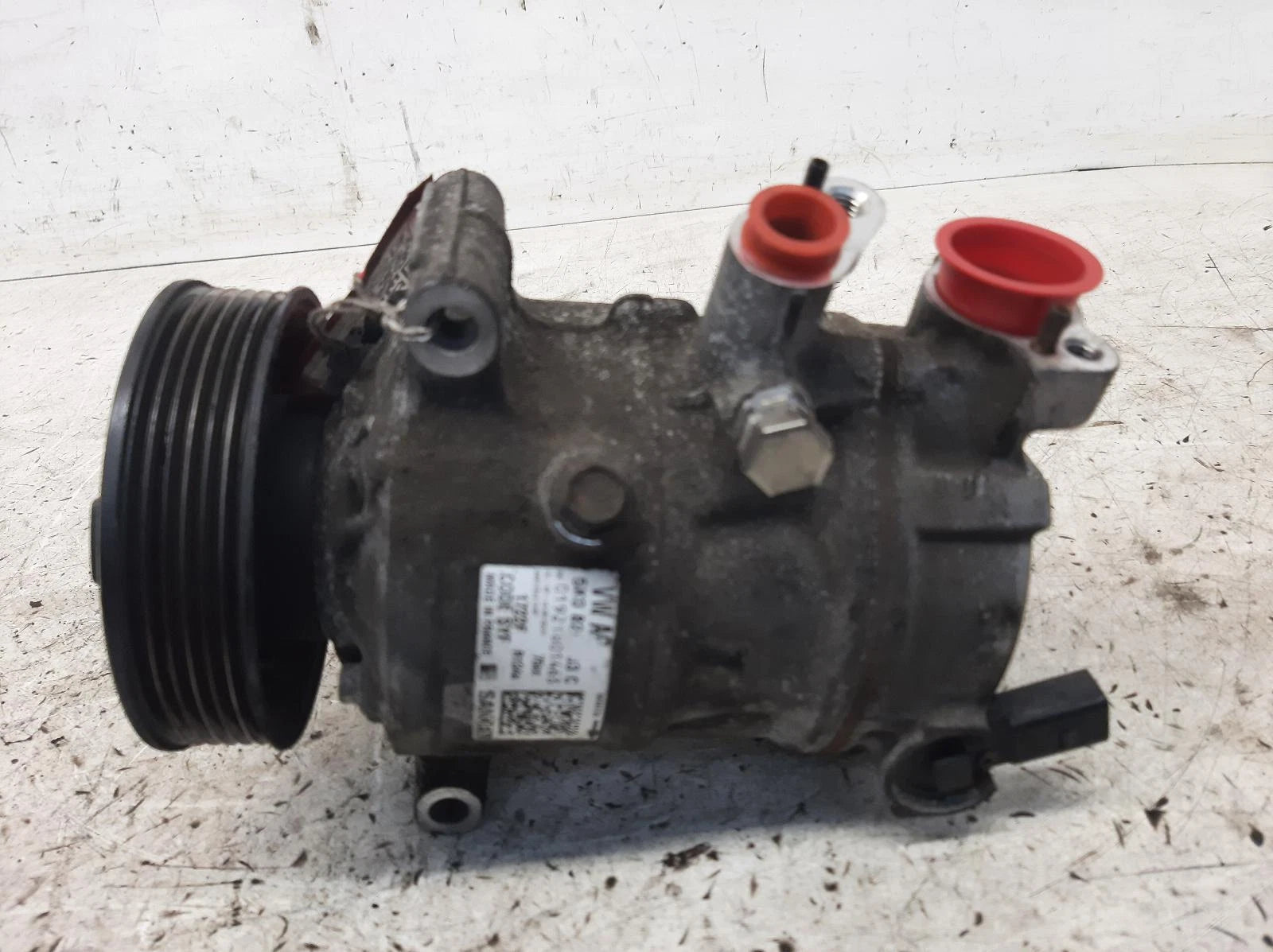 Volkswagen Scirocco Mk3 AIR CON A/C COMPRESSOR PUMP 