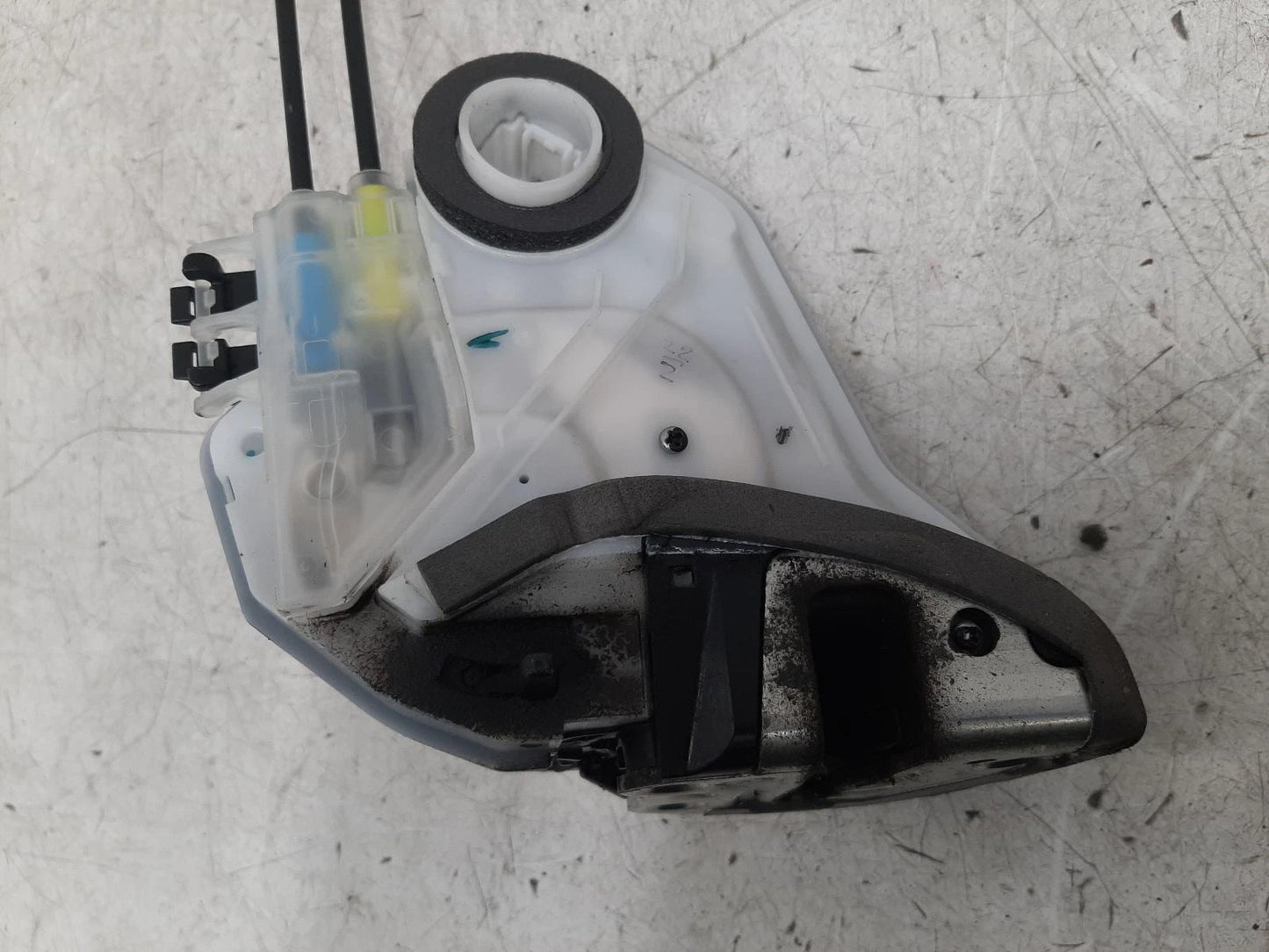 Toyota Aygo Mk2 O/S Right Rear Door Lock Assembly 