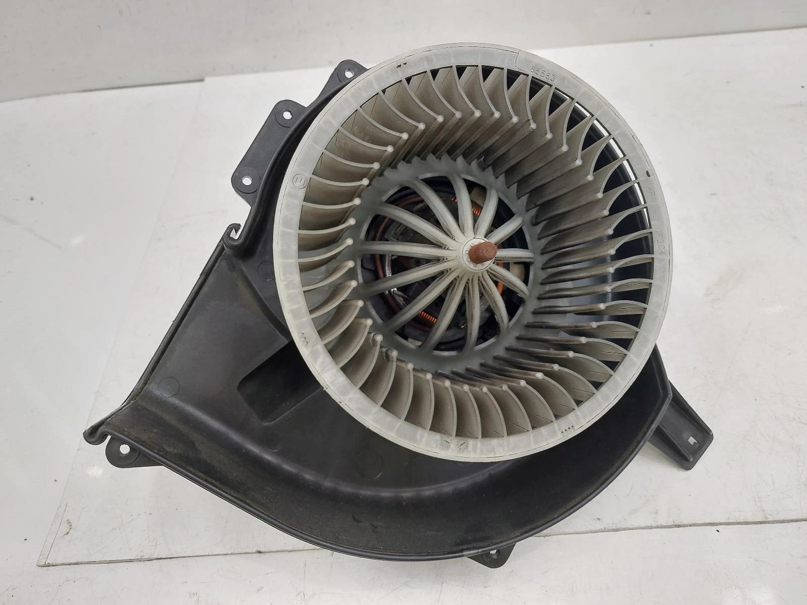 Volkswagen Polo 1.8L Petrol Heater Blower Fan Assembly 