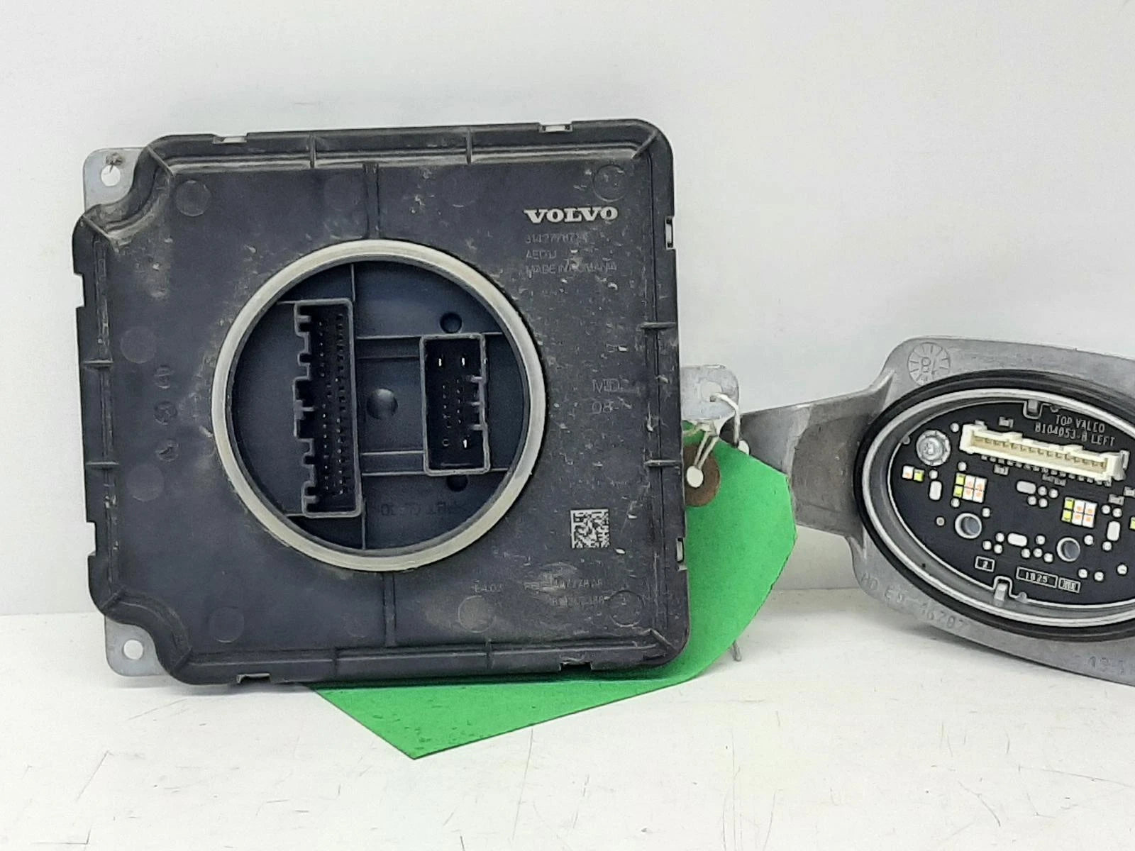 Volvo Xc40 Passengers Left Front Headlight Headlamp Ballast 