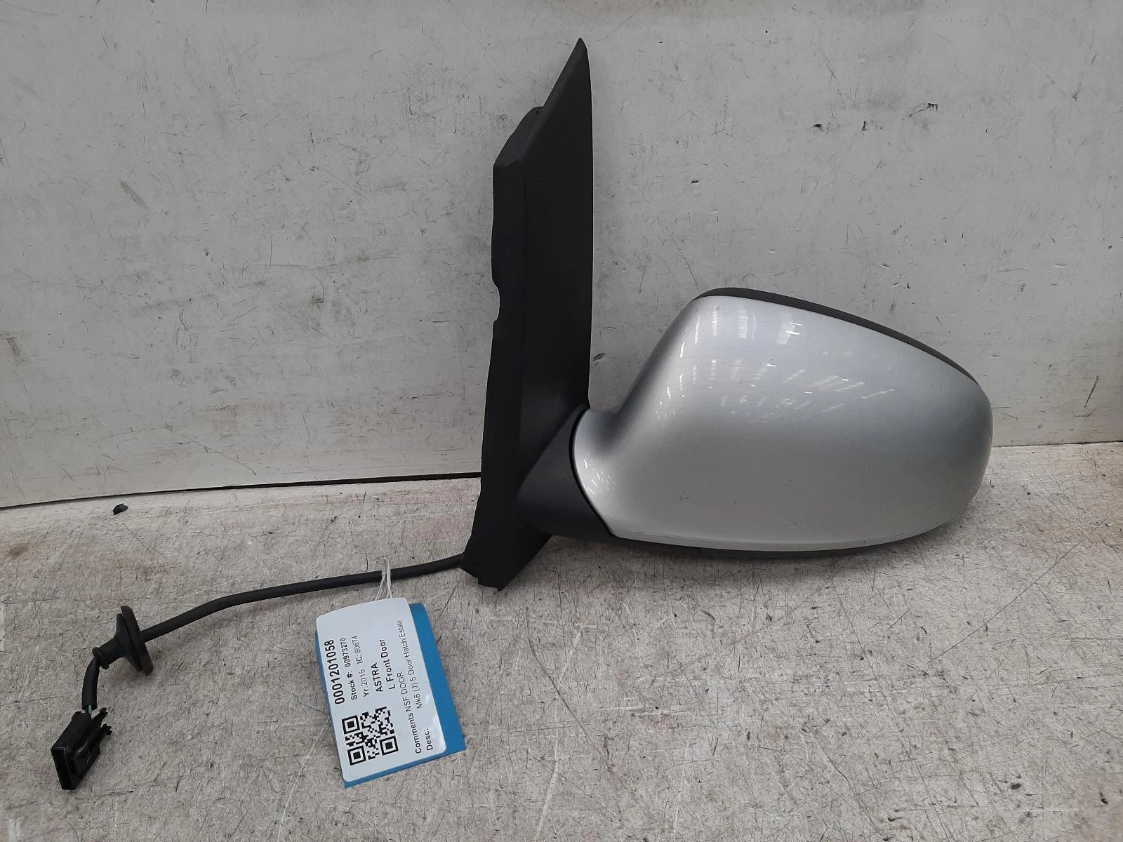 Opel Astra Mk6 Silver N/S Passengers Left Door Mirror 