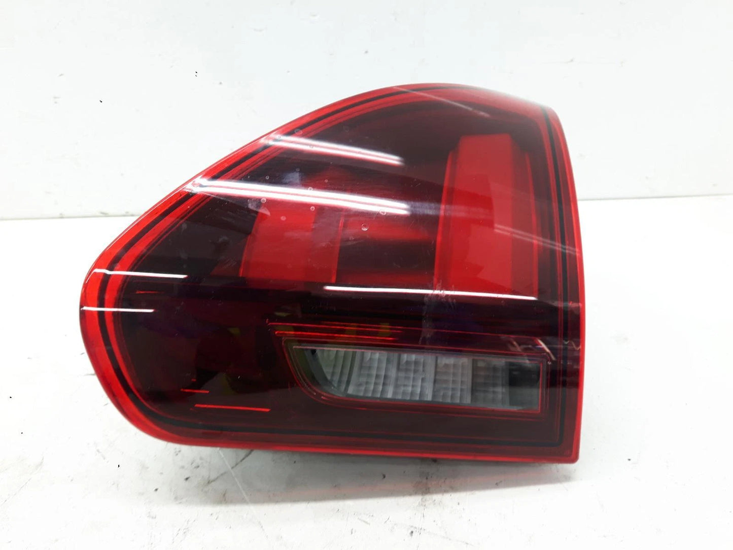 Peugeot 2008 Led Type Inner Drivers Right Rear Taillight Tail Light 