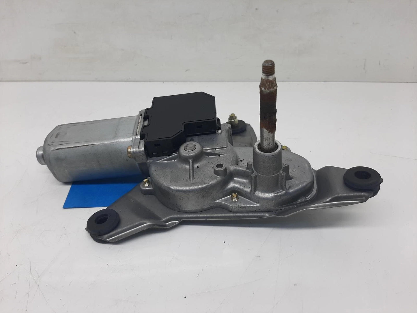 Toyota Noah/Voxy Denso Rear Wiper Motor 8513028070 