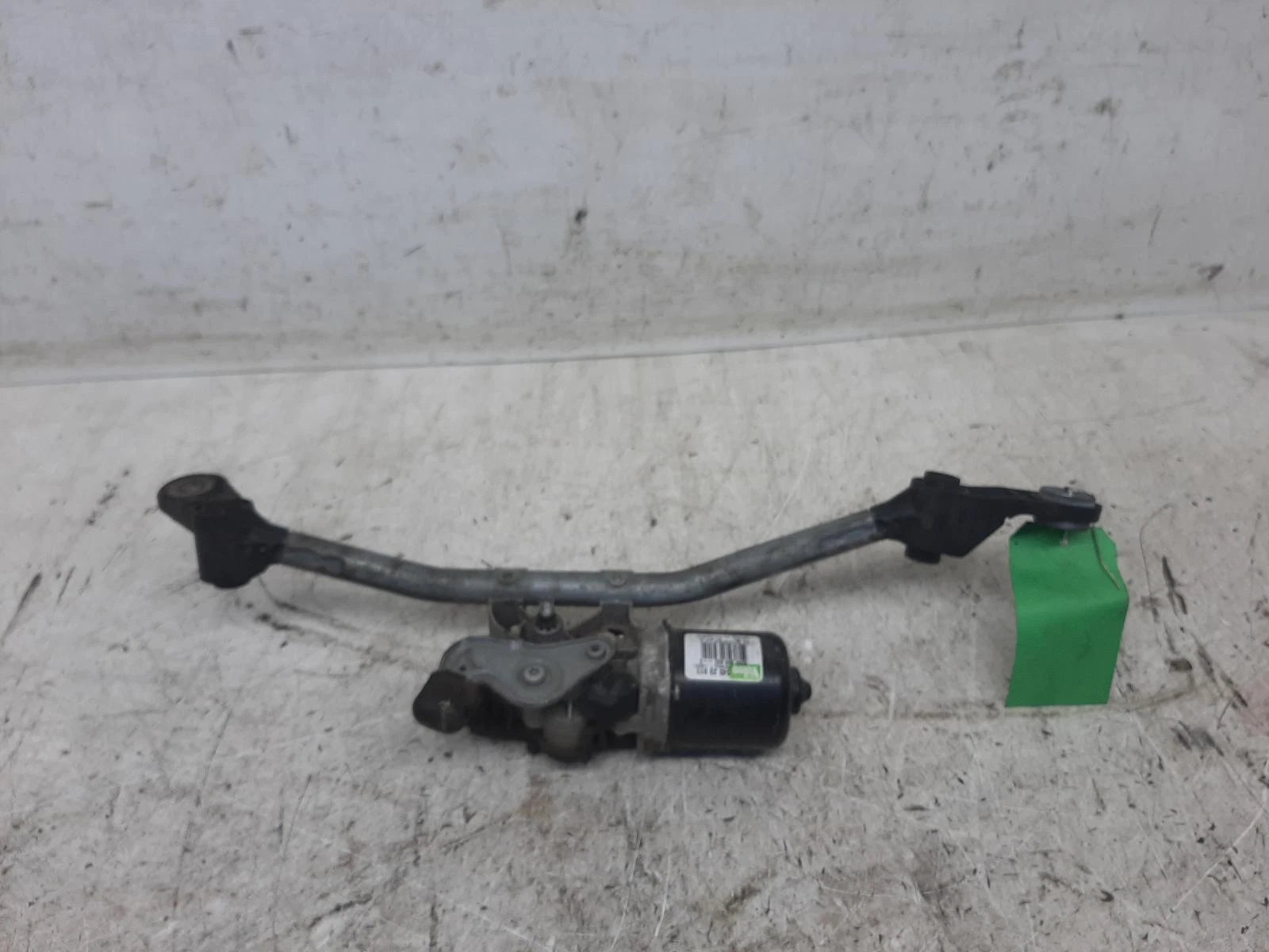 Renault Clio Valeo Front Wiper Motor With Linkage 