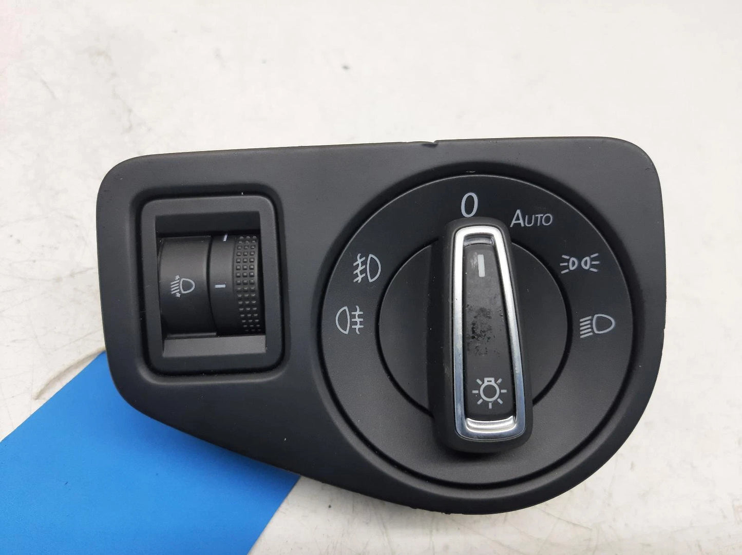 Volkswagen Golf Mk7 (5G) Headlight Headlamp Switch Dial 