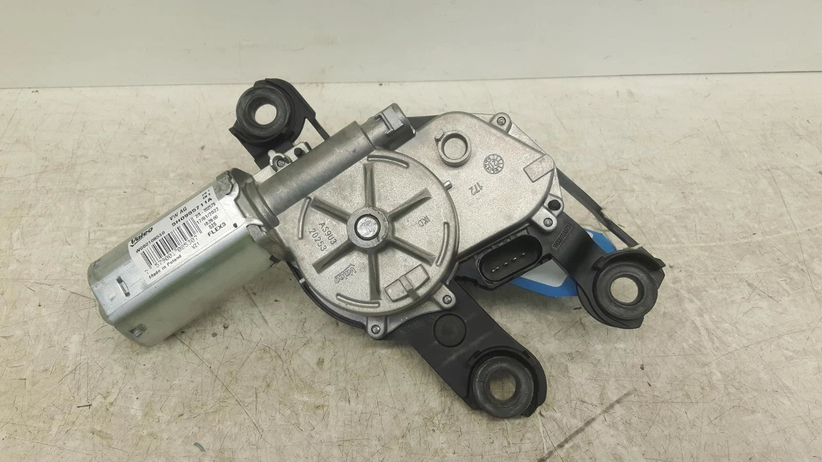 Volkswagen VOLKSWAGEN GOLF Valeo Rear Wiper Motor 