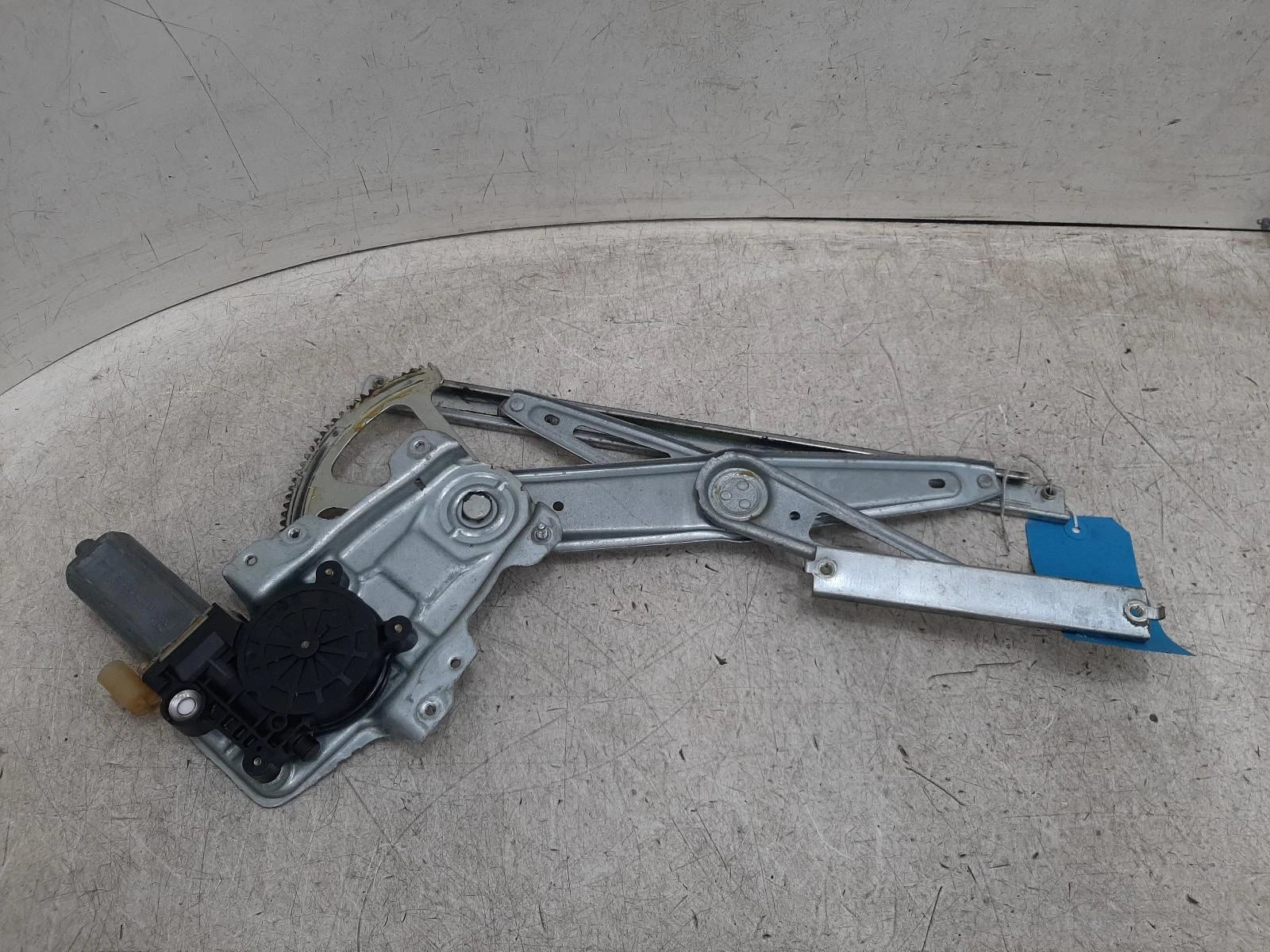 Toyota Yaris Window Regulator Front Drivers Side 