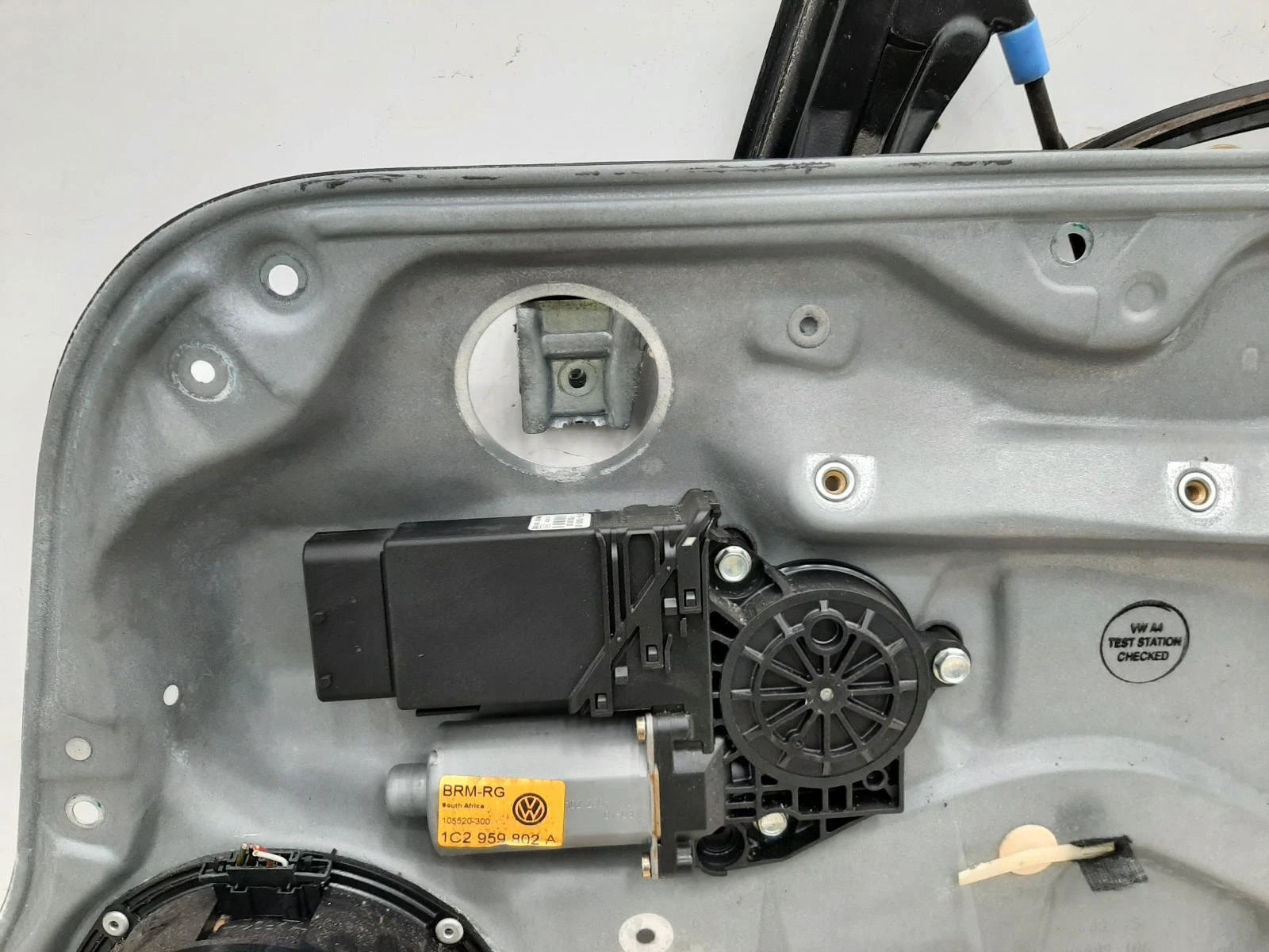 Volkswagen Golf Window Regulator Front Drivers Side 