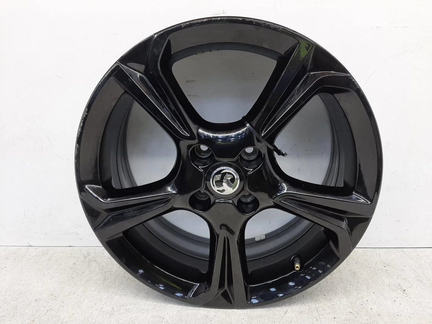 Opel Corsa F Spoke 17 Inch Alloy Wheel 7Jx17 0001182015 