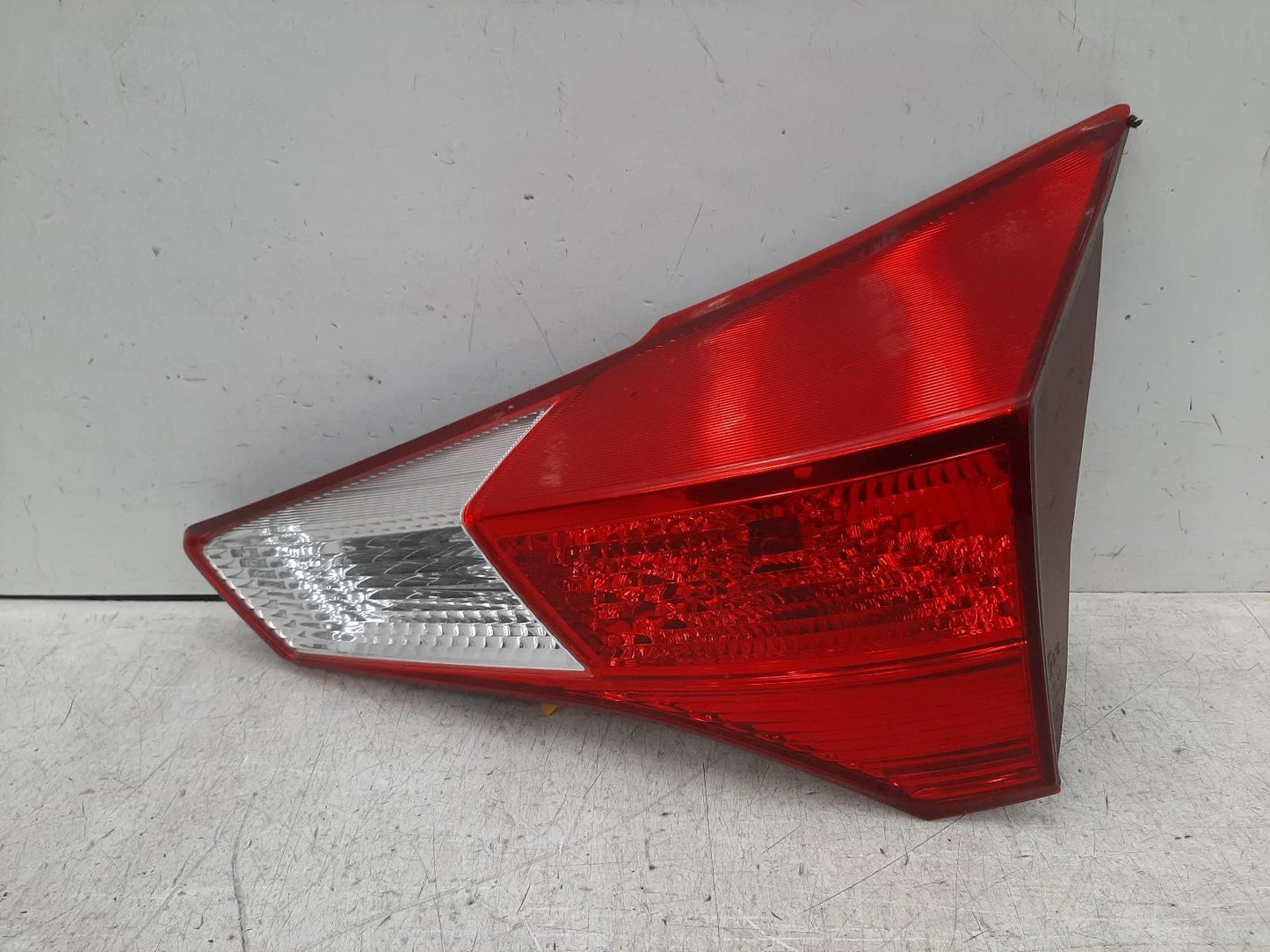 Toyota Rav Mk4 XA40 Facelift O/S Drivers Right Rear Taillight Tail Light 